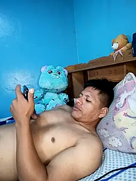 alexchir4 online show from 12/20/25, 03:15