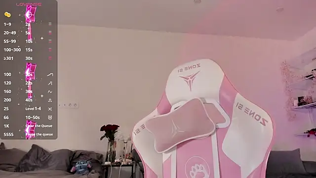 DarkMouseee online show from 10/24/25, 01:32