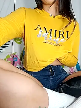 Kenia Moreno1 online show from 12/21/25, 06:20