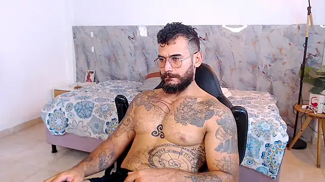 hanz col online show from 11/24/25, 02:06