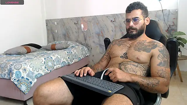 hanz col online show from 11/14/25, 04:21