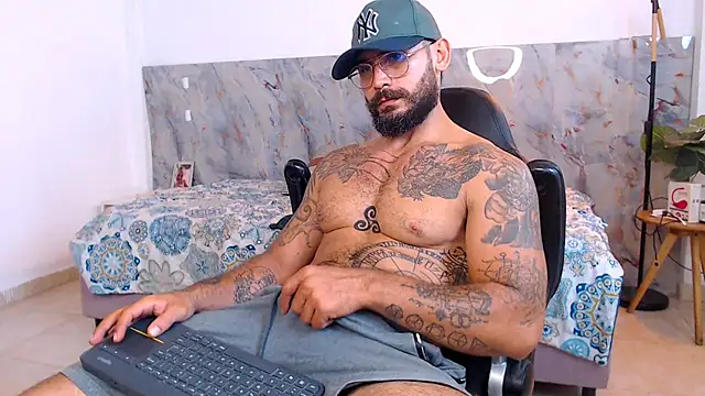 hanz col online show from 11/25/25, 02:12