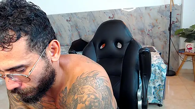 hanz col online show from 11/18/25, 03:32