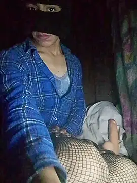 oKFemb0 online show from 11/17/25, 09:46