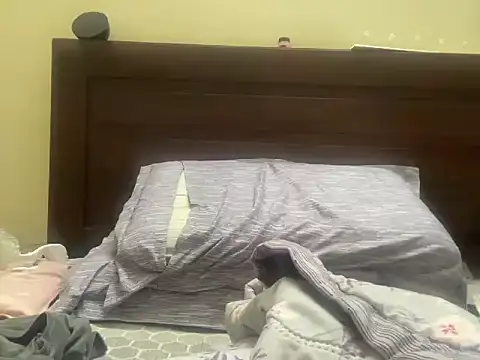 coolboy6566 online show from 11/15/25, 07:07