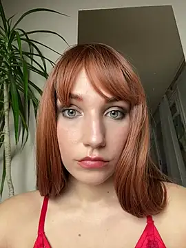 Snapshot of Sofia_Poly chatting on 01/14/25, 03:47 Sofia Poly online show from 01/14/25, 03:47