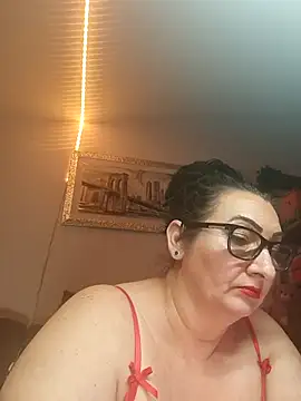 Snapshot of Genoveva73sexy chatting on 02/21/25, 07:43 Genoveva73sexy online show from 02/21/25, 07:43