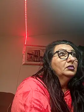 Snapshot of Genoveva73sexy chatting on 03/19/25, 09:16 Genoveva73sexy online show from 03/19/25, 09:16