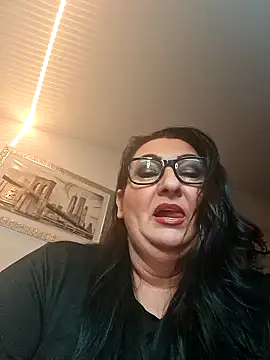 Snapshot of Genoveva73sexy chatting on 02/08/25, 12:17 Genoveva73sexy online show from 02/08/25, 12:17
