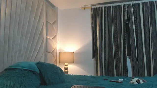 Snapshot of Jade_squirtt chatting on 10/28/25, 11:14 Jade squirtt online show from 10/28/25, 11:14