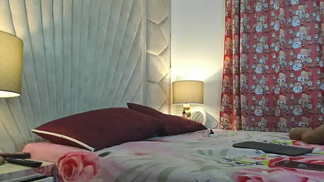 Snapshot of Jade_squirtt chatting on 11/24/25, 11:10 Jade squirtt online show from 11/24/25, 11:10