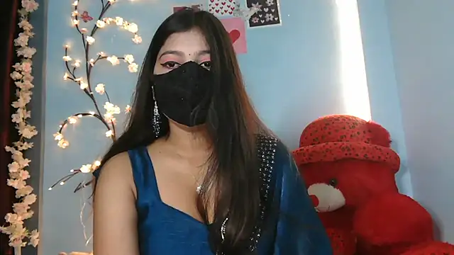 Snapshot of Reena_Singh53 chatting on 12/14/25, 01:39 Reena Singh53 online show from 12/14/25, 01:39