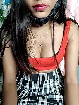 Snapshot of Reena_Singh53 chatting on 02/19/25, 02:22 Reena Singh53 online show from 02/19/25, 02:22