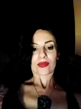 Snapshot of dahlia_82 chatting on 07/13/26, 10:42 dahlia 82 online show from 07/13/26, 10:42