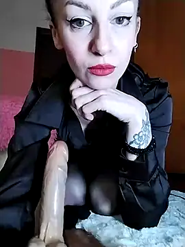 dahlia 82 online show from 02/06/26, 10:33