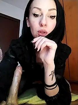 dahlia 82 online show from 02/26/26, 09:20