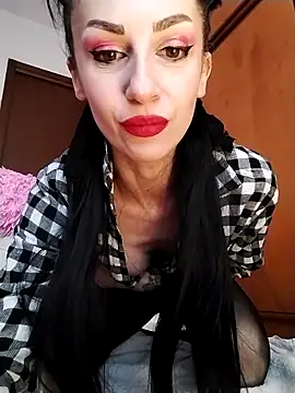 dahlia 82 online show from 03/24/26, 11:10