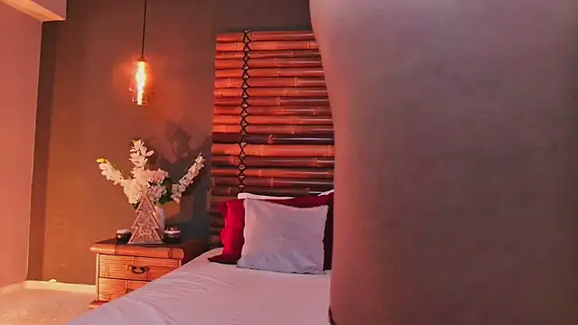 MadilynFox online show from 12/16/25, 08:02