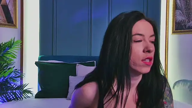 MadilynFox online show from 02/04/26, 08:15