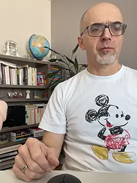 MaxVain online show from 02/21/26, 04:09