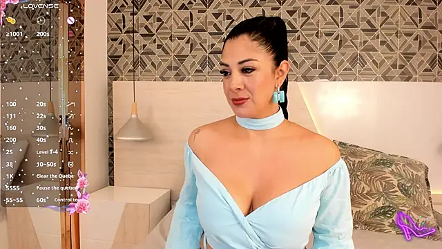 Snapshot of IvannaAnggel chatting on 03/21/25, 12:28 IvannaAnggel online show from 03/21/25, 12:28