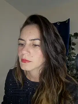 Hanny 24 online show from 09/11/25, 02:22