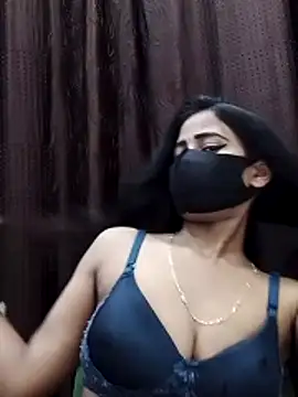 Snapshot of Lalisa_sexy chatting on 02/20/26, 05:26 Lalisa sexy online show from 02/20/26, 05:26