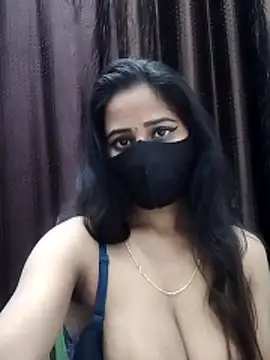 Snapshot of Lalisa_sexy chatting on 02/01/26, 04:38 Lalisa sexy online show from 02/01/26, 04:38