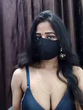 Snapshot of Lalisa_sexy chatting on 02/02/26, 04:50 Lalisa sexy online show from 02/02/26, 04:50