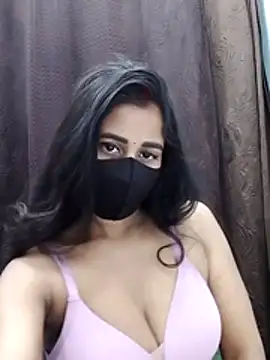 Snapshot of Lalisa_sexy chatting on 05/19/26, 10:00 Lalisa sexy online show from 05/19/26, 10:00