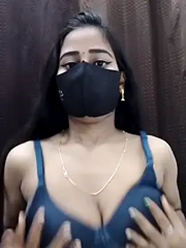 Snapshot of Lalisa_sexy chatting on 02/22/26, 04:19 Lalisa sexy online show from 02/22/26, 04:19