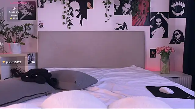 Lisa Moones online show from 04/02/26, 10:44