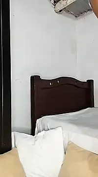 Snapshot of anitagrenn chatting on 03/16/25, 02:10 anitagrenn online show from 03/16/25, 02:10