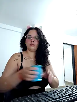 babyluna939 online show from 03/27/26, 07:48