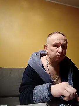 X46x online show from 12/21/25, 06:04