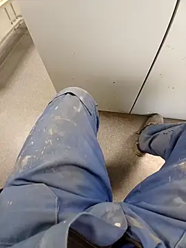 Snapshot of X46x chatting on 11/22/25, 09:08 X46x online show from 11/22/25, 09:08