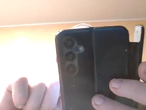 Snapshot of X46x chatting on 11/30/25, 06:14 X46x online show from 11/30/25, 06:14