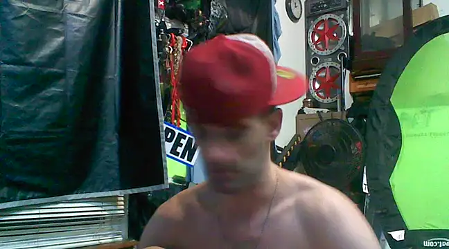 Snapshot of slinginbigD chatting on 03/03/25, 05:47 slinginbigD online show from 03/03/25, 05:47