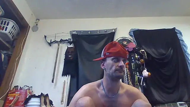 Snapshot of slinginbigD chatting on 09/21/25, 01:33 slinginbigD online show from 09/21/25, 01:33
