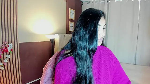 Little Ivy online show from 03/18/26, 07:26