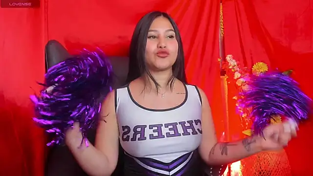 Little Ivy online show from 01/29/25, 03:58