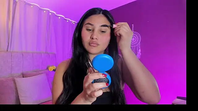 Little Ivy online show from 01/09/26, 07:10