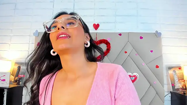 Isis Osman online show from 02/28/25, 08:28