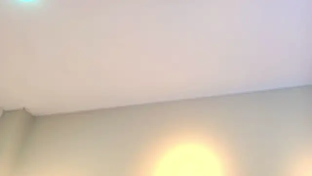 Isis Osman online show from 04/05/26, 01:07