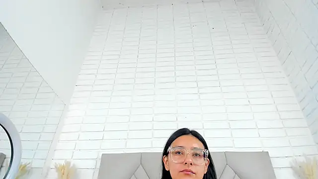 Isis Osman online show from 10/02/25, 07:17