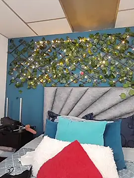 Grey Lorenz11 online show from 03/02/26, 09:49