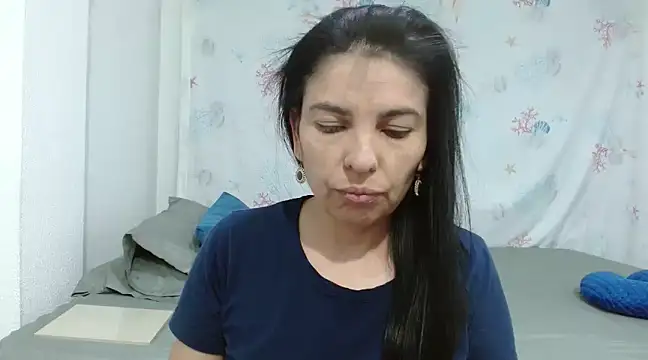 anybellucci43 online show from 03/17/25, 03:25