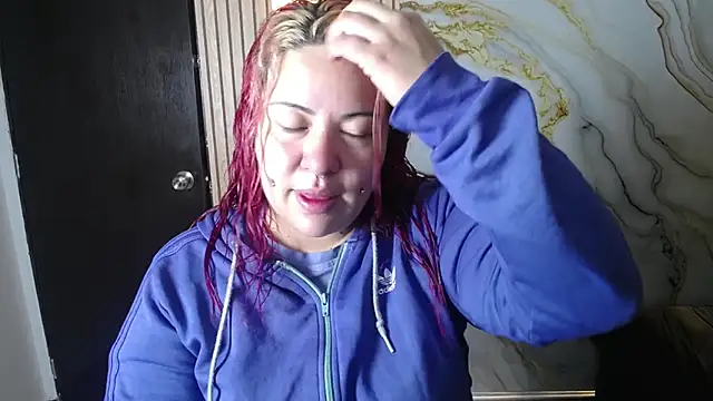 Snapshot of Bruja__Scarlata chatting on 10/23/25, 10:14 Bruja Scarlata online show from 10/23/25, 10:14