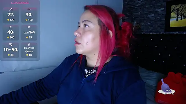 Snapshot of Bruja__Scarlata chatting on 03/20/25, 11:16 Bruja Scarlata online show from 03/20/25, 11:16