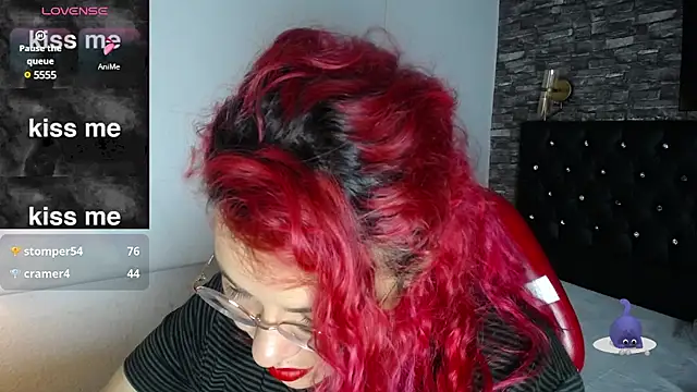 Snapshot of Bruja__Scarlata chatting on 03/14/25, 05:02 Bruja Scarlata online show from 03/14/25, 05:02